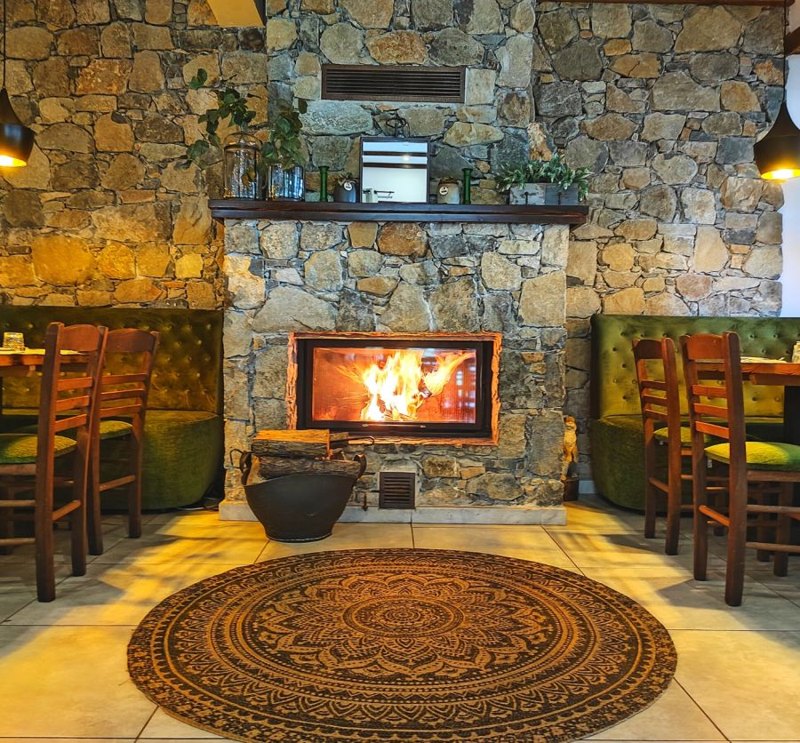 Makris Restaurant photograph